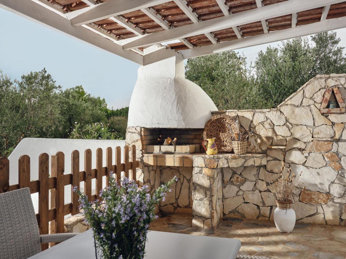 Periyali Villas With Private Pools Vasilikí Exteriör bild